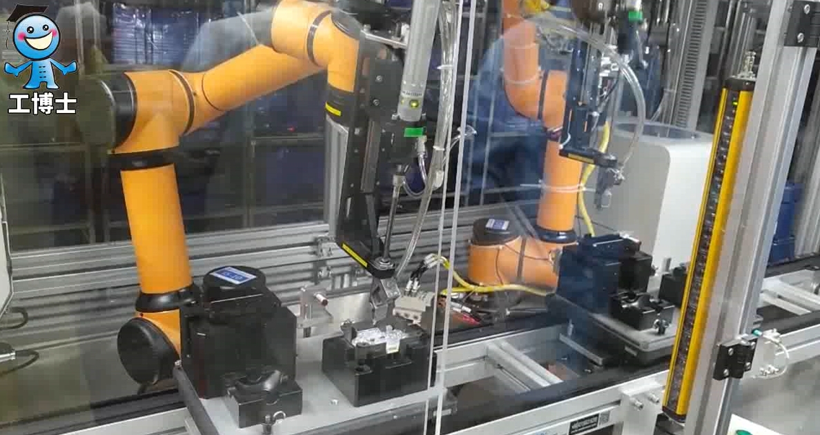 Collaborative Robot Workstation --- Screw Lock Application